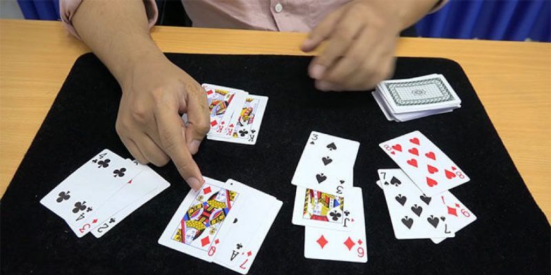 Lưu ý khi chơi Phỏm chéo cánh